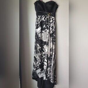 Terani Evening Strapless Spikes Fit and Flair flowy Abstract Gown Size 6